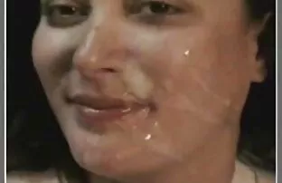 资源较少的一半是手淫。 同性恋女孩管