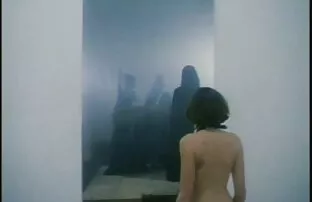 性感的妇女在海滩上, 妈妈和儿子色情