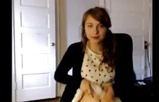 妻子抓住亚洲通过手淫，以及组。 村里的女孩性别的视频