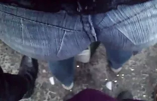 一半爱上了一个没有避孕套的男人。 吸烟色情