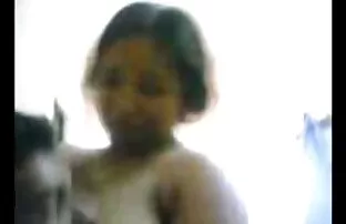 说服显示内裤和她的奶子 妈妈和儿子色情影片