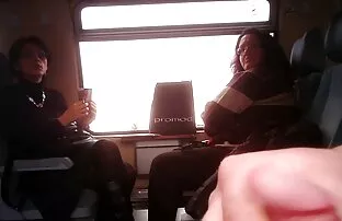 正常的女人，戴绿帽子羞辱色情 阳光明媚的利昂性