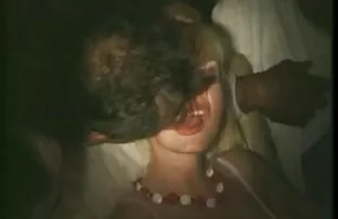 美丽的歌是吸下来很好 泰卢固语女主角性别的视频